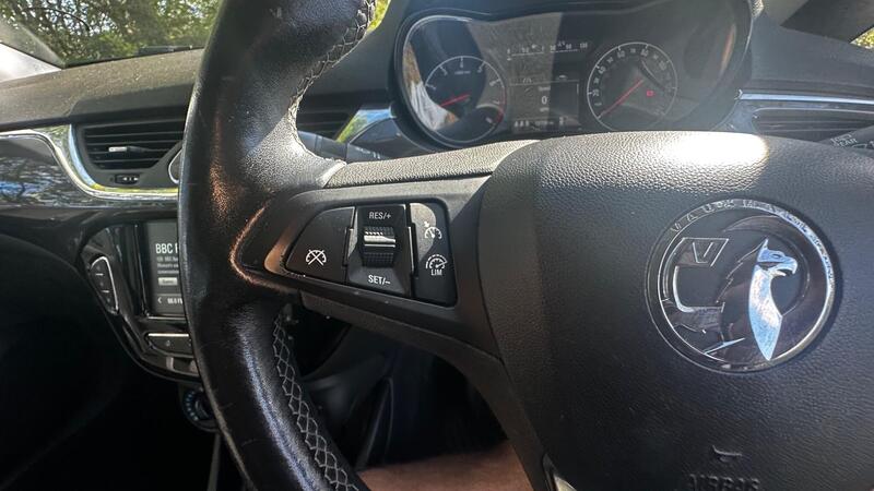 2017 Vauxhall Corsa — photo 11