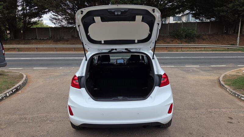 Ford Fiesta view 3