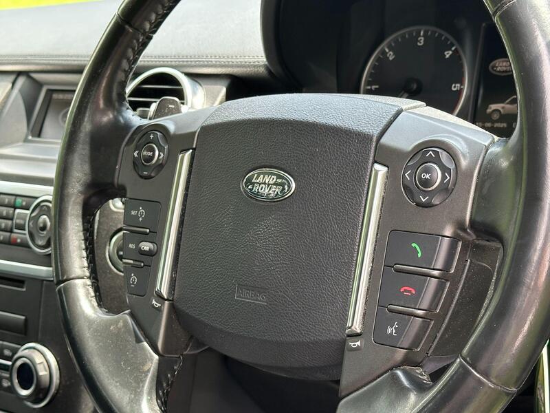 Land Rover Discovery view 26
