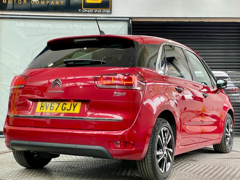 Citroen C4 Picasso view 3