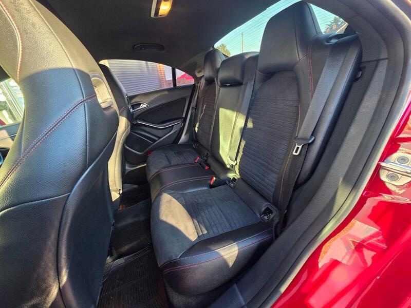 Mercedes-Benz Mercedes-Benz CLA view 4