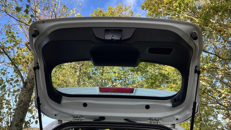 2013 Ford Fiesta — photo 22