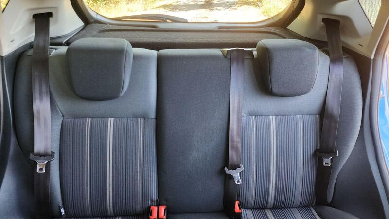 2009 Ford Fiesta — photo 28
