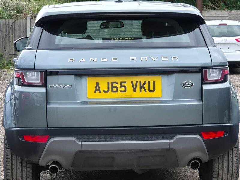 Land Rover Range Rover Evoque view 5