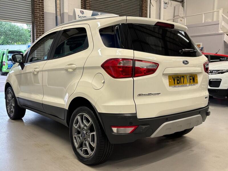 Ford Ecosport view 7