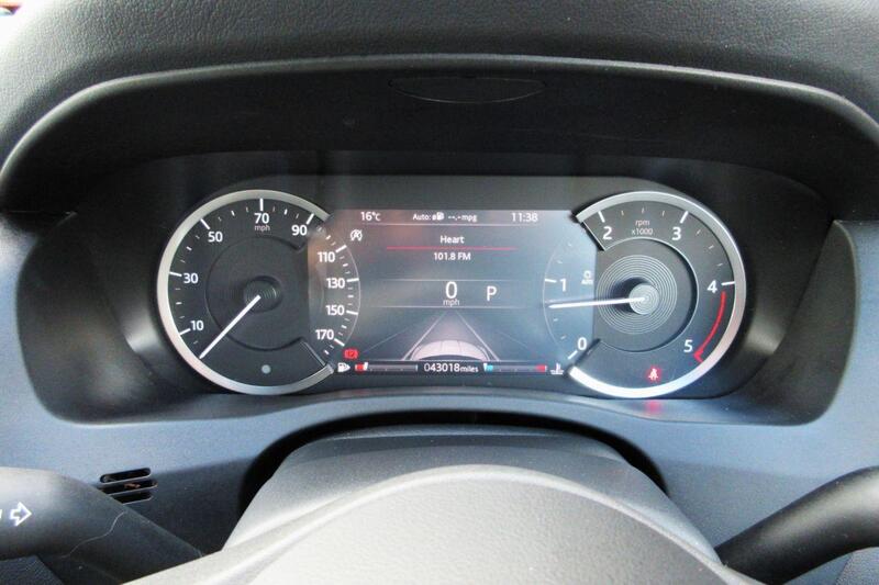 Jaguar Xe view 31