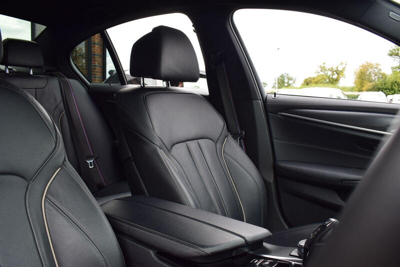 BMW 5 Series view 5