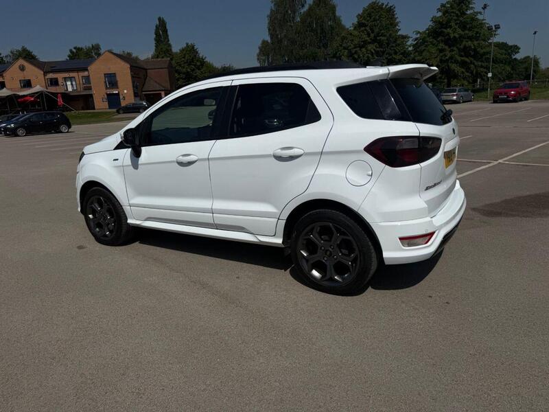 Ford EcoSport view 2