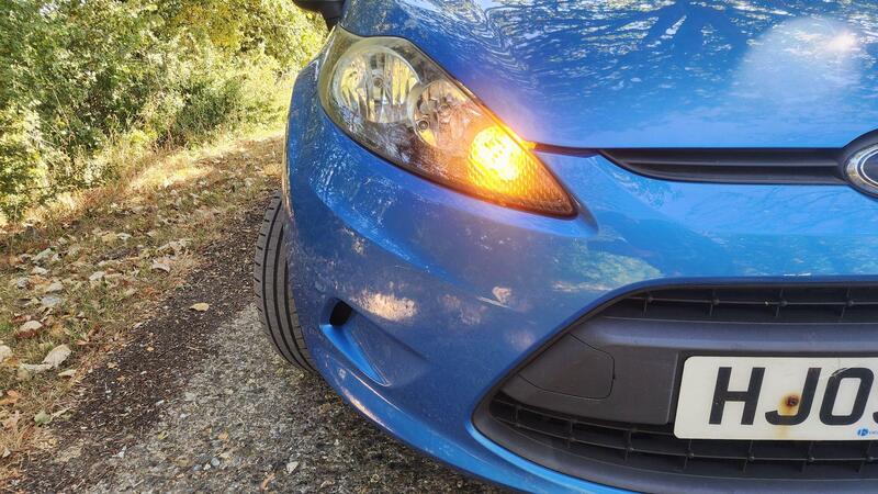 2009 Ford Fiesta — photo 18