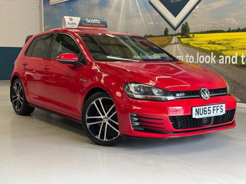 2015 Volkswagen Golf in Red for sale