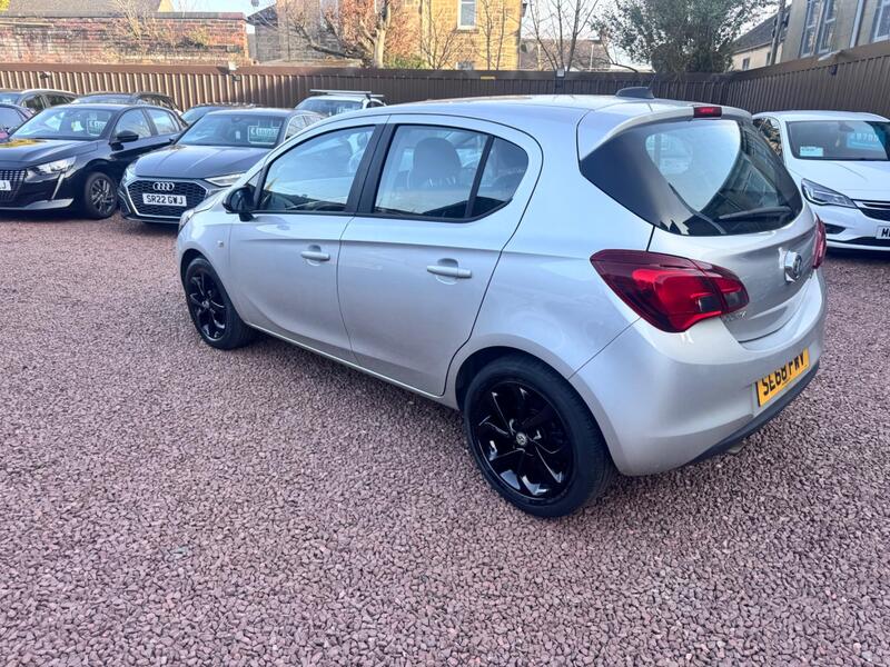 Vauxhall Corsa view 4