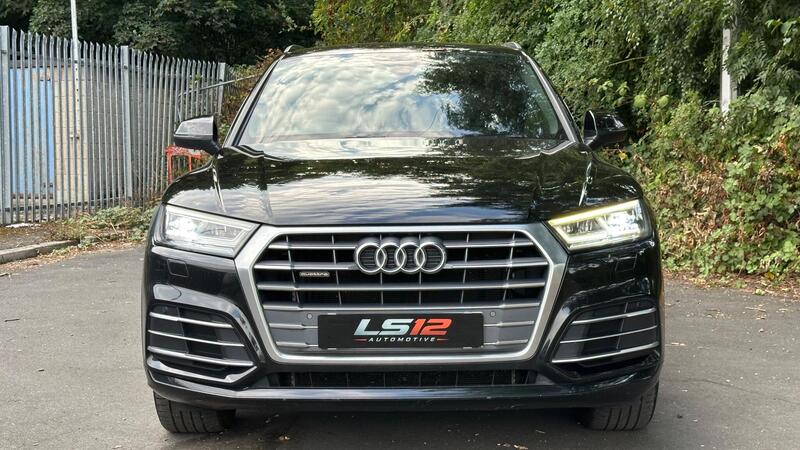 Audi Audi Q5 view 2