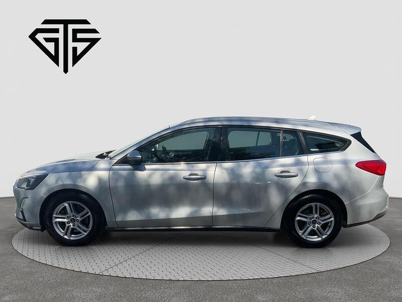 Ford Focus view 6