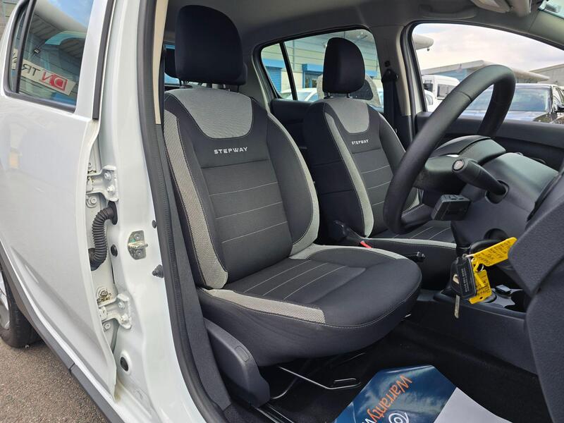 Dacia Sandero Stepway view 2