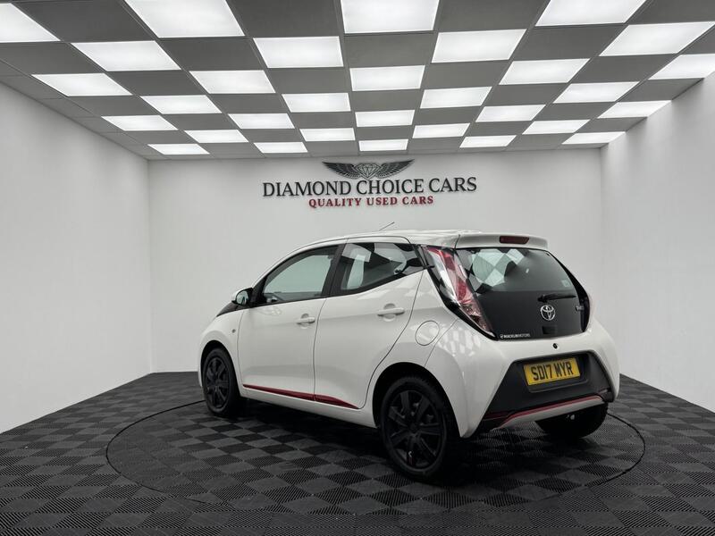 Toyota Aygo view 4