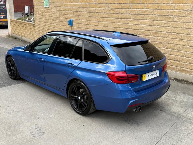 BMW 3 Series view 3