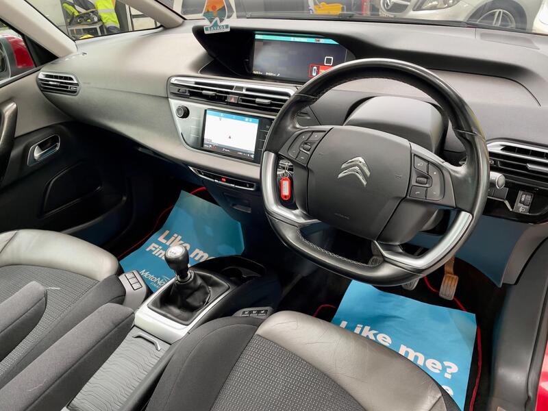 Citroen C4 Picasso view 5