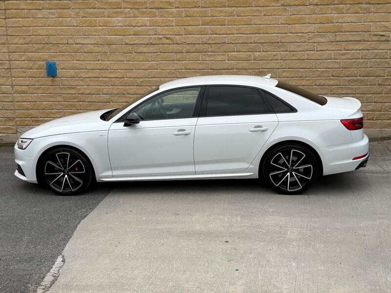 Audi S4 view 2