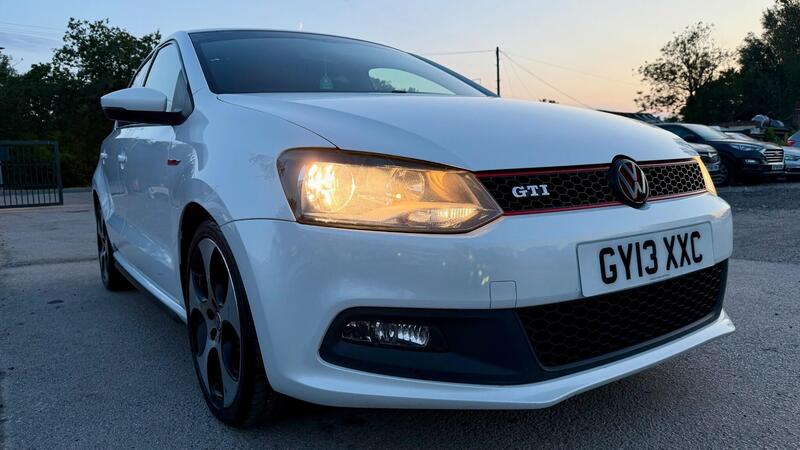 Volkswagen Polo view 5