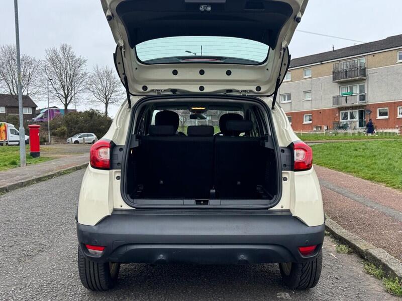 Renault Captur view 5