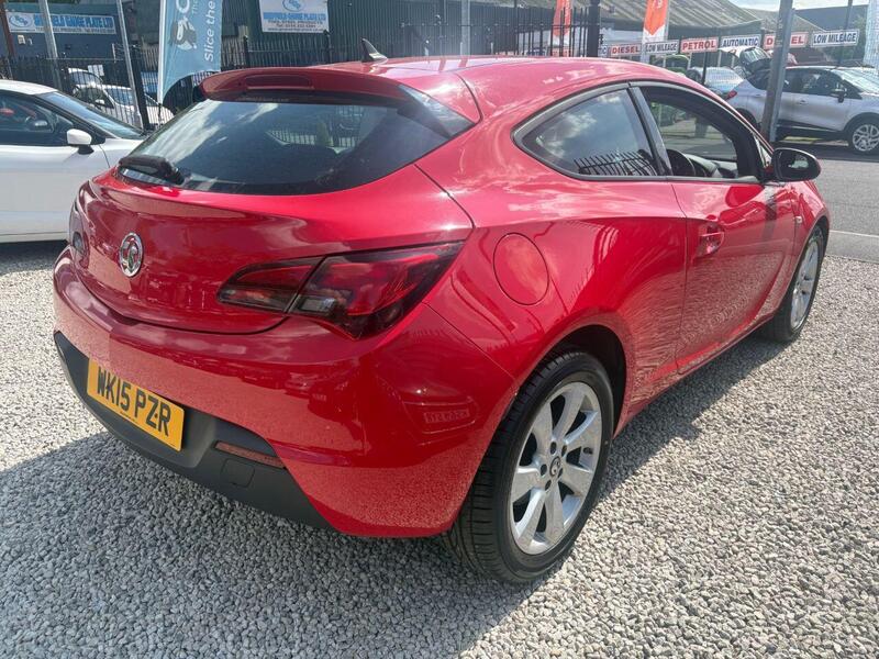Vauxhall Astra GTC view 6