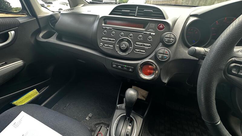2015 Honda Jazz — photo 12