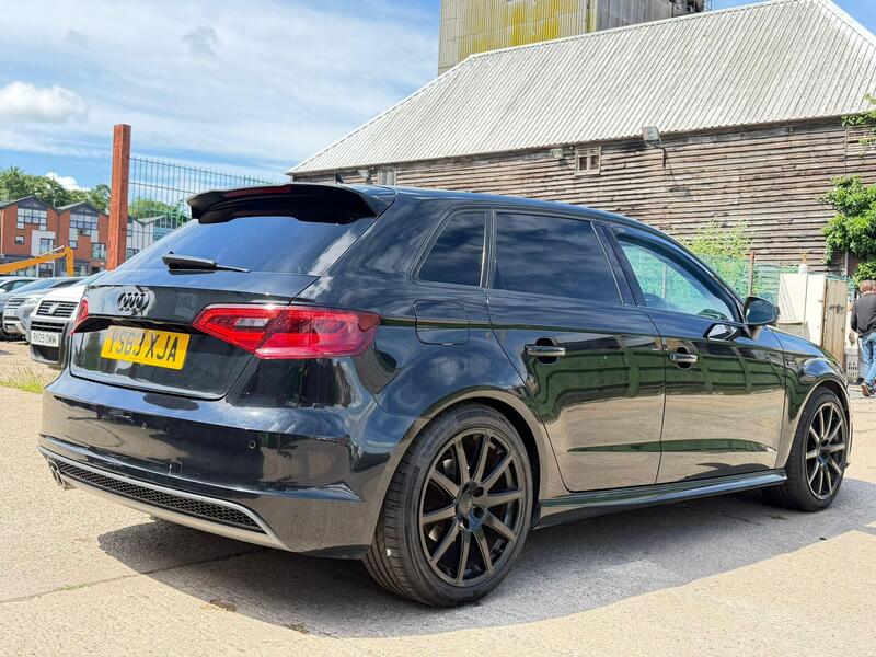 Audi Audi A3 view 3