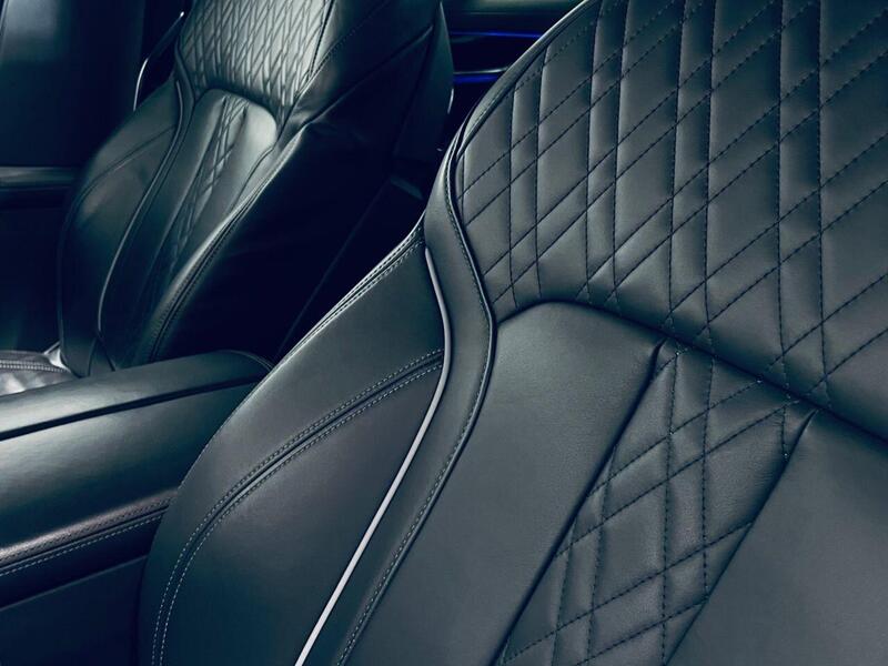 BMW 7 Series view 6