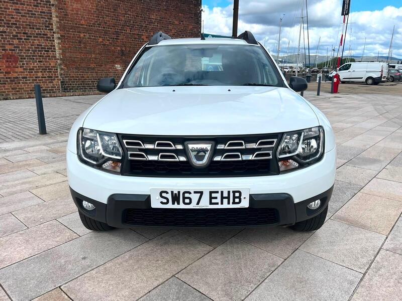 Dacia Duster view 2
