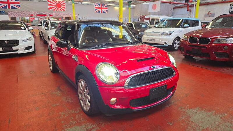 Mini Cooper view 3