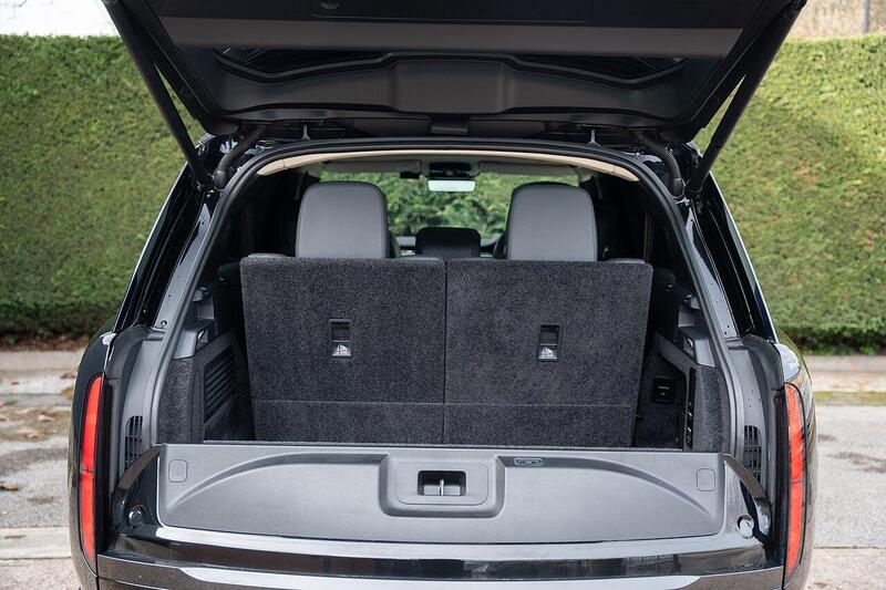 Land Rover Range Rover view 4