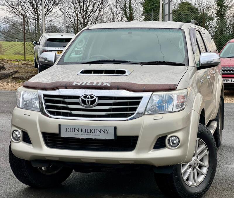 Toyota Hilux view 2