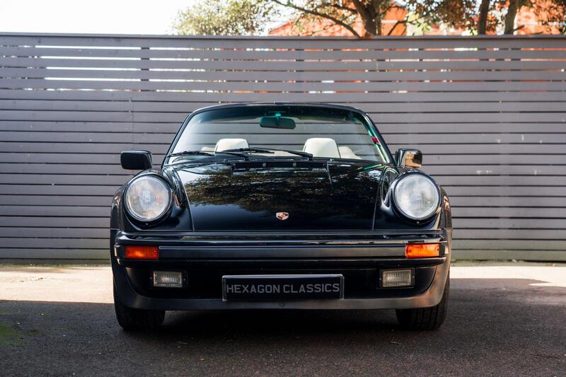 Porsche 911 view 2