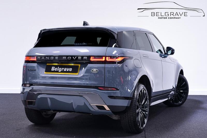 Land Rover Range Rover Evoque view 3