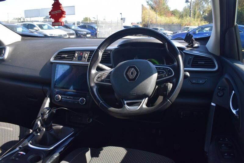 Renault Kadjar view 3
