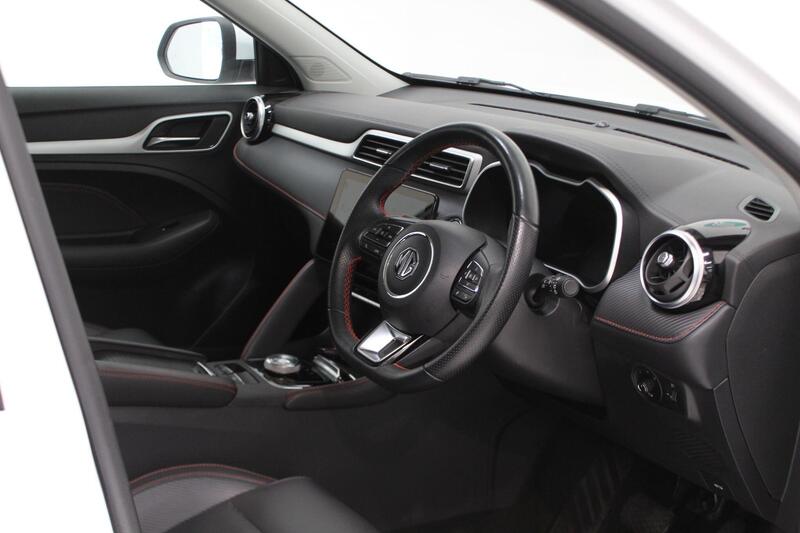 2022 MG MG ZS in White — image 12 of 70