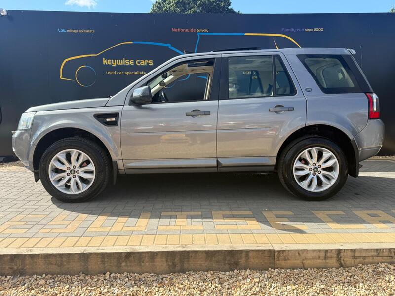 Land Rover Freelander view 2