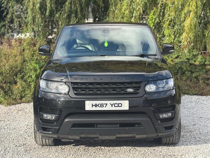 Land Rover Range Rover view 4