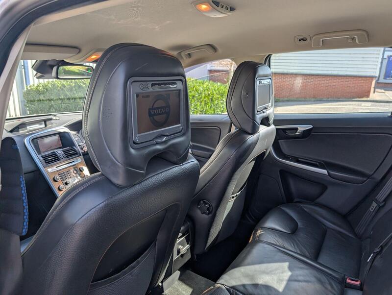 Volvo XC60 view 16