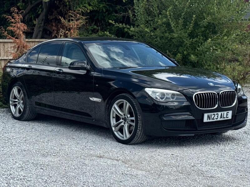 BMW 7 Series view 3