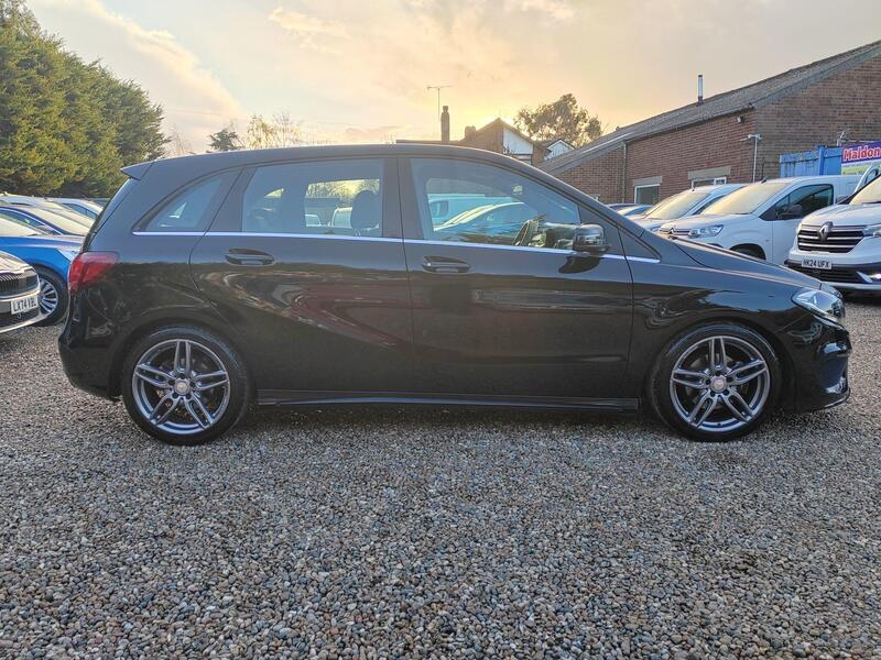 Mercedes-Benz A view 6