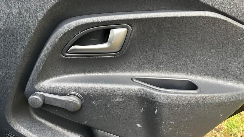 2016 Kia Rio — photo 36