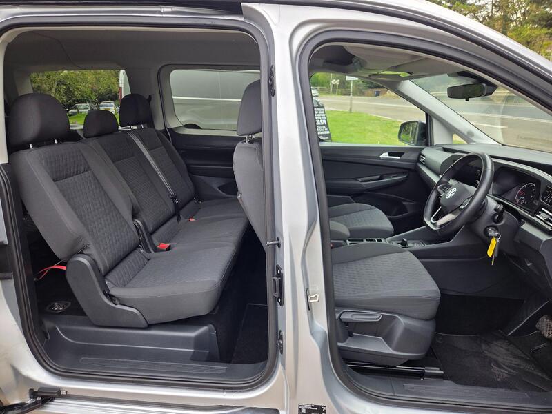 Volkswagen Caddy Maxi view 3