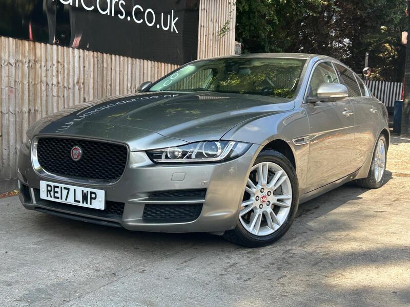 Jaguar Xe view 7