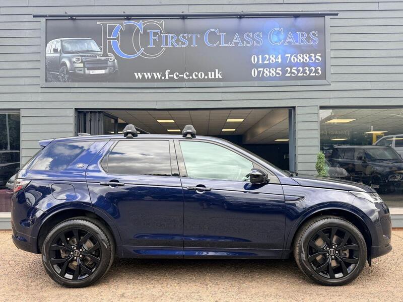 Land Rover Discovery Sport view 2