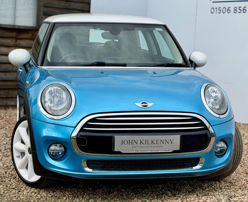 Mini Cooper view 2