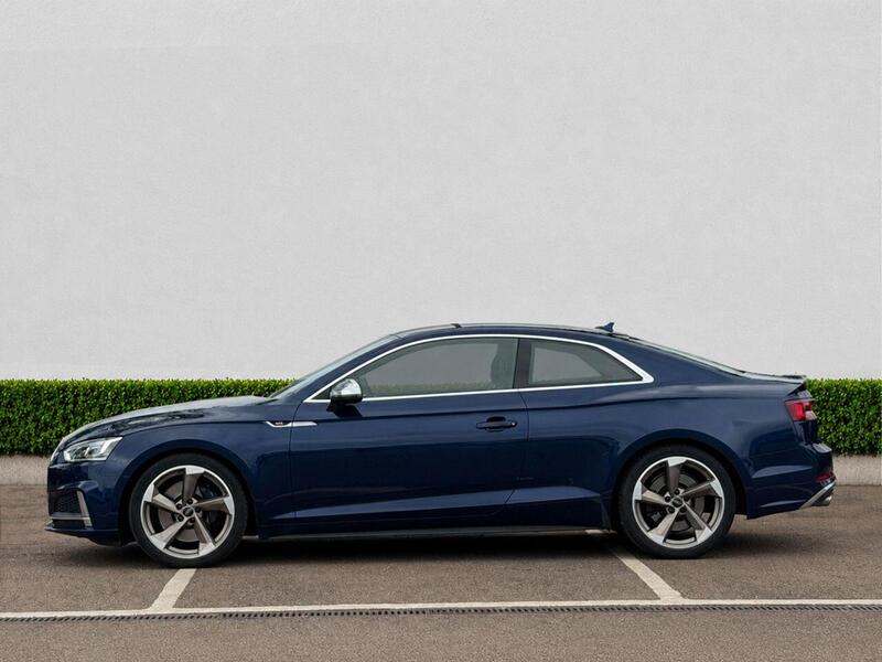 Audi Audi S5 view 4