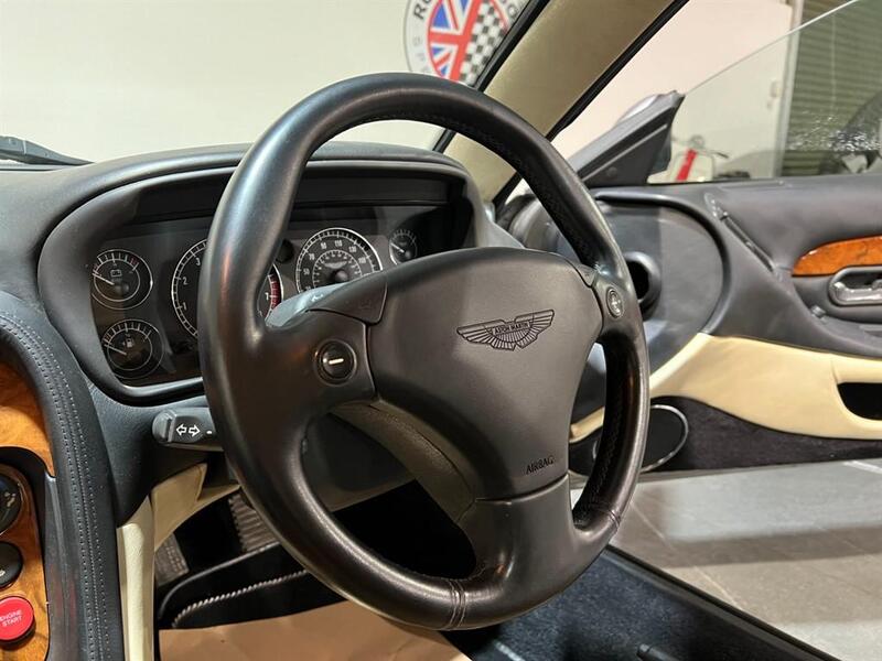 Aston Martin DB7 view 7