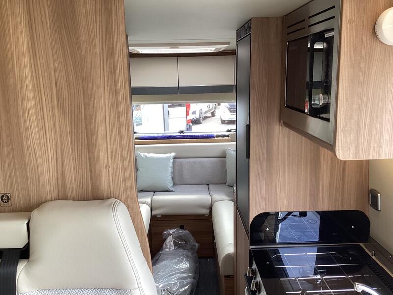 Auto-Trail V-Line 636 Sport — image 32