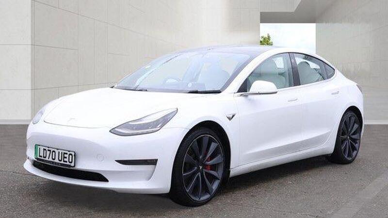 Tesla Model 3 view 3